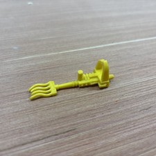 Vintage Kenner Real Fright Features Janine Melnitz Weapon Accessory Part Retro