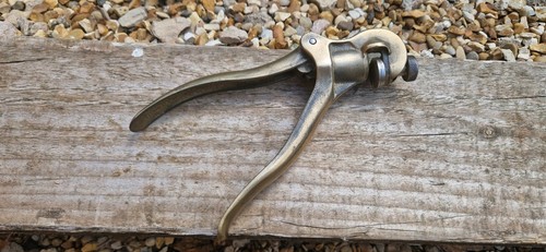 Vintage brass eclipse no - brass,