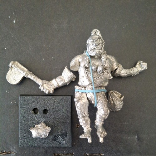 Giant with headstone axe - with,