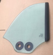 BMW MINI CONVERTIBLE R52 DRIVERS RIGHT REAR WINDOW GLASS 2004-2008 FREE P&P