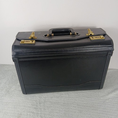 Vintage black faux leather - black,