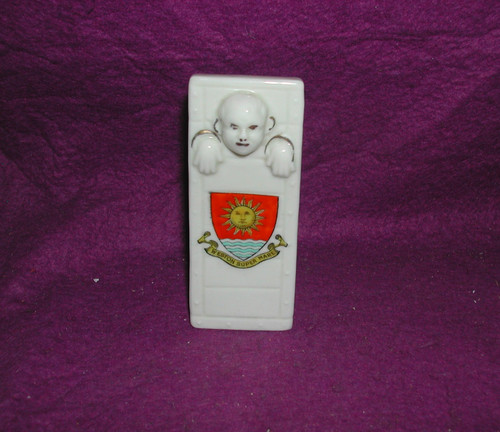 Florentine crested china - china, man