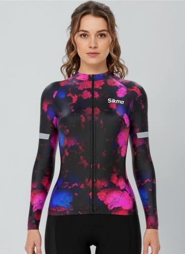 Women cycling winter - cycling,