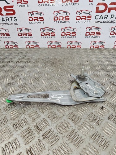 Toyota yaris mk2 window - yaris,