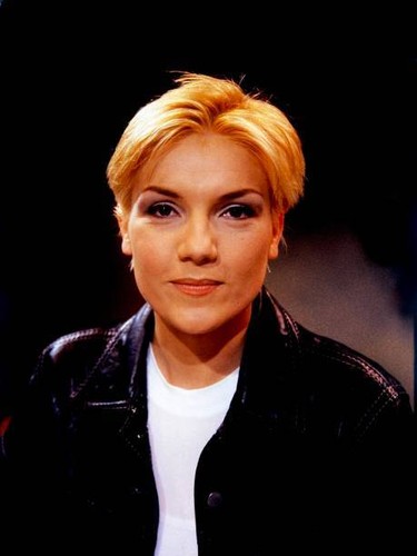 Dutch presenter gallyon van - dutch,