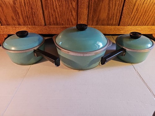 Club cookware piece - club,