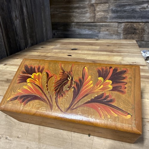 Wooden dresser trinket - dresser, box