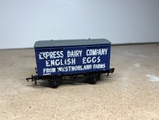 Bachmann Southern Vent Van 7-15 Express Dairy Company English Eggs