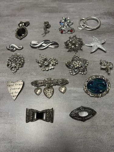 Brooches lot vintage now - lot,