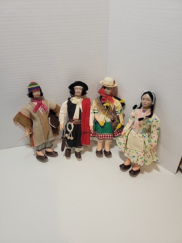 Vtg dolls 2men 2woman south - dolls,
