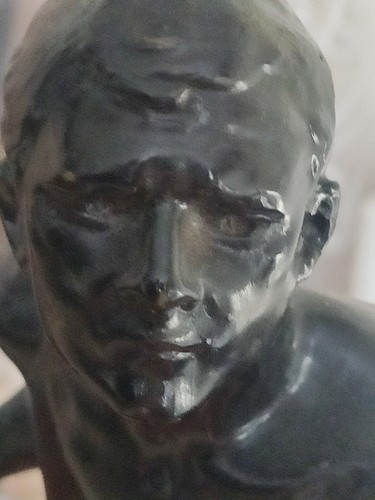 Antique bronze sculpture - bronze,