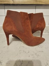 Boden Elsworth Pointed Toe