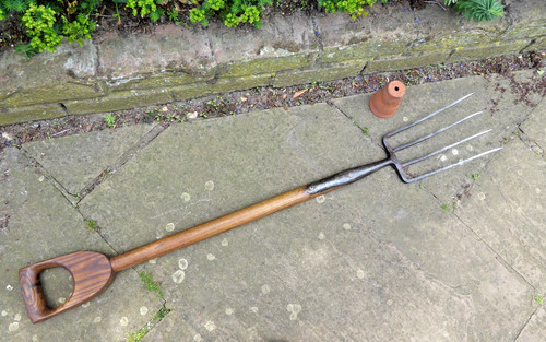 Vintage ladies fork garden - ladies,