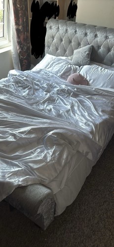 Luxary royale queen size bed - luxary,