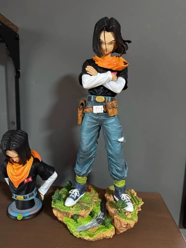 Android figure dragon ball - 17,