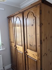 Ducal Pine Wardrobe  3 door triple Wardrobe DH1 was £999 new