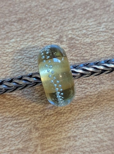 Authentic retired trollbeads - authentic,