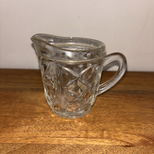 Vintage cut glass gravy - gravy/, mint