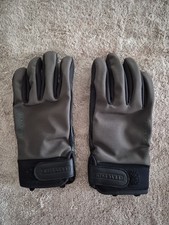 Sealskinz Kelling Waterproof all weather Insulated glove. Size Medium.  