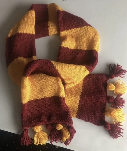 Harry potter gryffindor hand - gryffindor,
