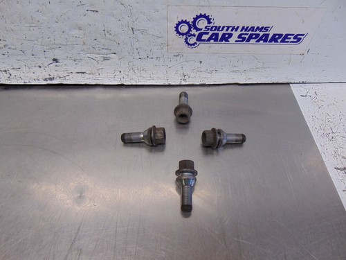 Volvo v70 wheel nuts mk2 - wheel,