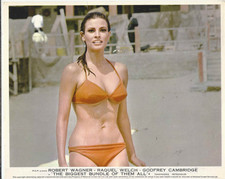 RAQUEL WELCH SEXY IN BIKINI  10X8  STILL VINTAGE PHOTO  RARE lobby