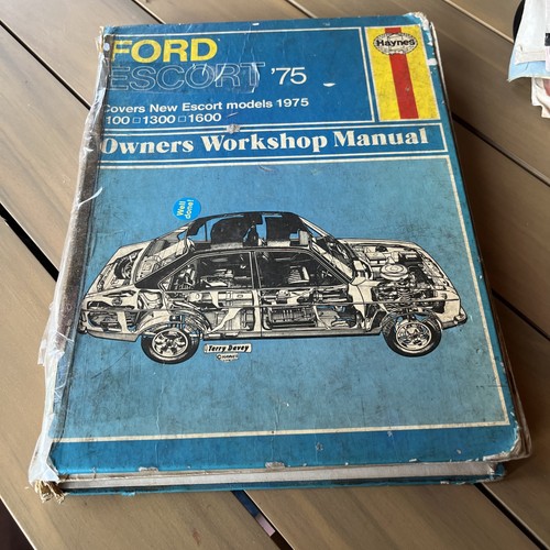 Ford escort owners manual - escort,