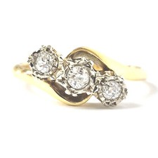 18ct Gold Trilogy Diamond Ring Ladies Size L Hallmarked 3.1g
