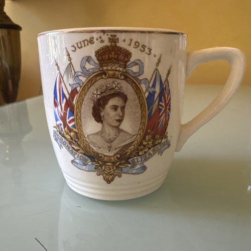 Vintage queen elizabeth - elizabeth, ii