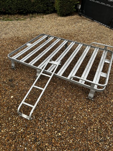 Front runner expedition roof - front,