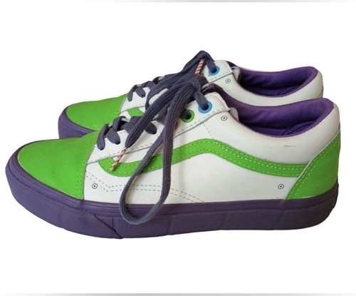 Vans old skool toy - toy, buzz