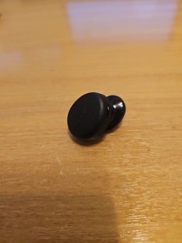 Right ear sony xb700 - right,