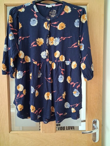 Fabulous navy tunic - tunic, top