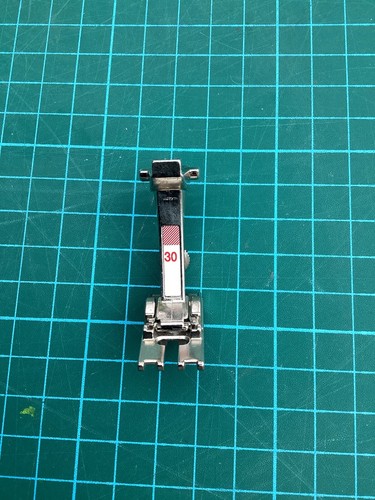 Bernina presser foot - presser, no.30