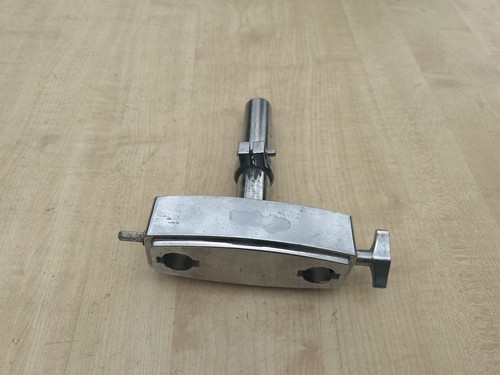 Double tom mount fits - double, 7/8”