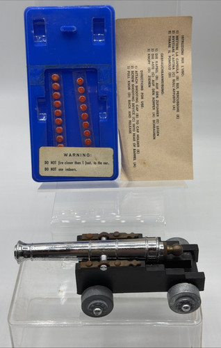 338 vintage metal toy - metal,