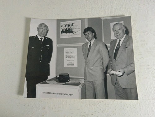 Bryan robson leicestershire - bryan,