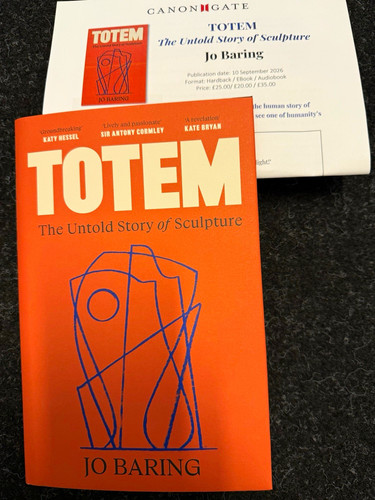 Canongate totem the untold - totem:,