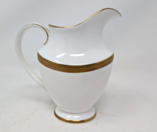Royal doulton gold milk - royal,