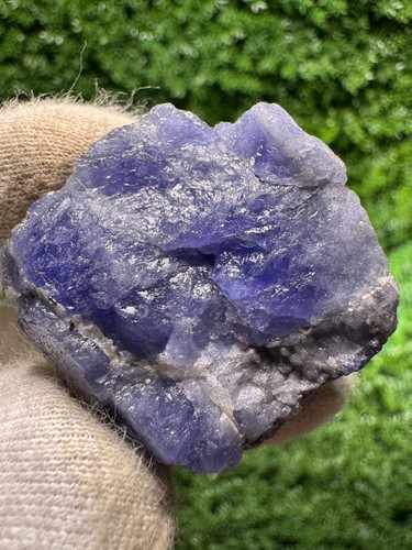 Lovely tanzanite crystal with - lovely,