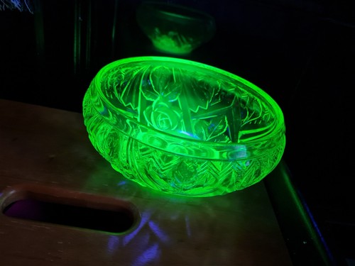 Jobling green pressed glass - green,