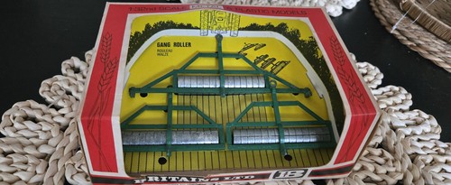 Britains farm set of 3x - britains,