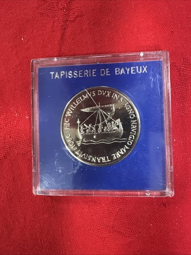Bayeaux tapestry plated - bayeaux,