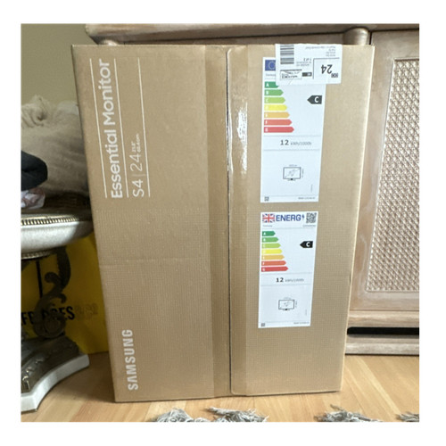 Samsung essential monitor 24in - essential,