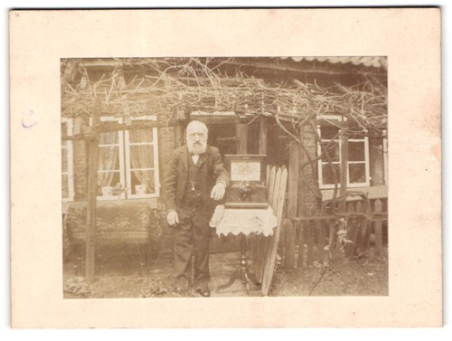Photograph gentleman with - photograph,