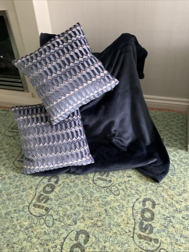 Pair blue patterned - pair, square