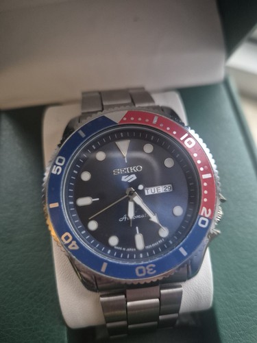 Seiko sports automatic - seiko,