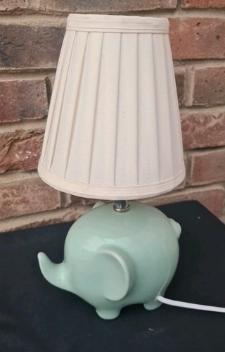 Green elephant table lamp - green,