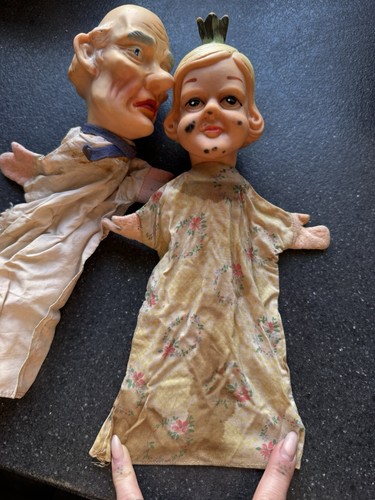 Punch and judy vintage hand - and,