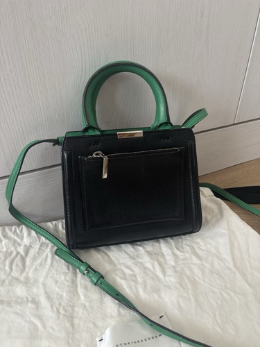 Victoria beckham little - victoria,
